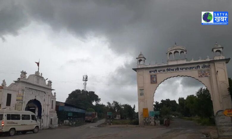 Punjab Rains: जुलाई में लोगों को प्यासा बनाने के बाद, अगस्त की पहली तारीख को तेज बारिश, पठानकोट में सड़क बह गई