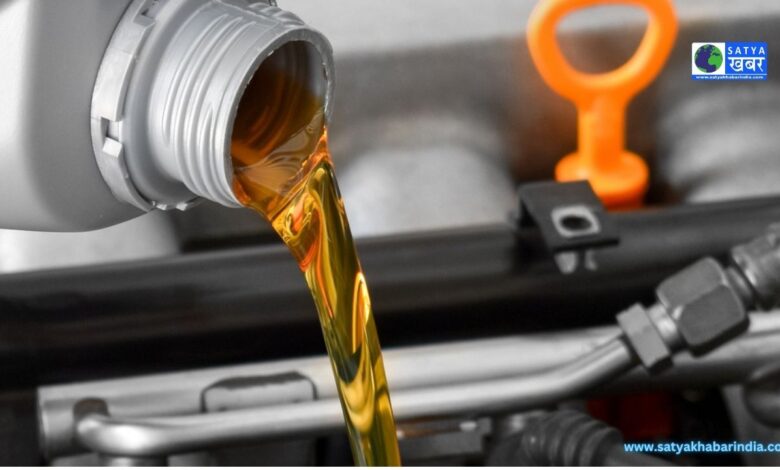 Car Engine Oil: कार के इंजन में कौन सा तेल डलवाना चाहिए? गलत तेल डालने से हो सकता है भारी नुकसान