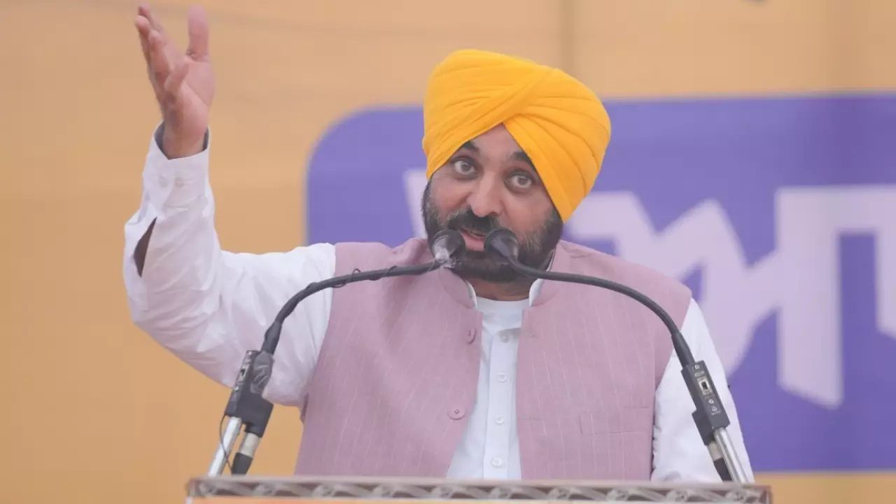 Punjab news: पंजाब को वित्तीय संकट से राहत, केंद्रीय सहायता के 1250 करोड़ रुपये की रिलीज़, मुख्यमंत्री भगवंत मान की तस्वीर से संबंधित विवाद सुलझा