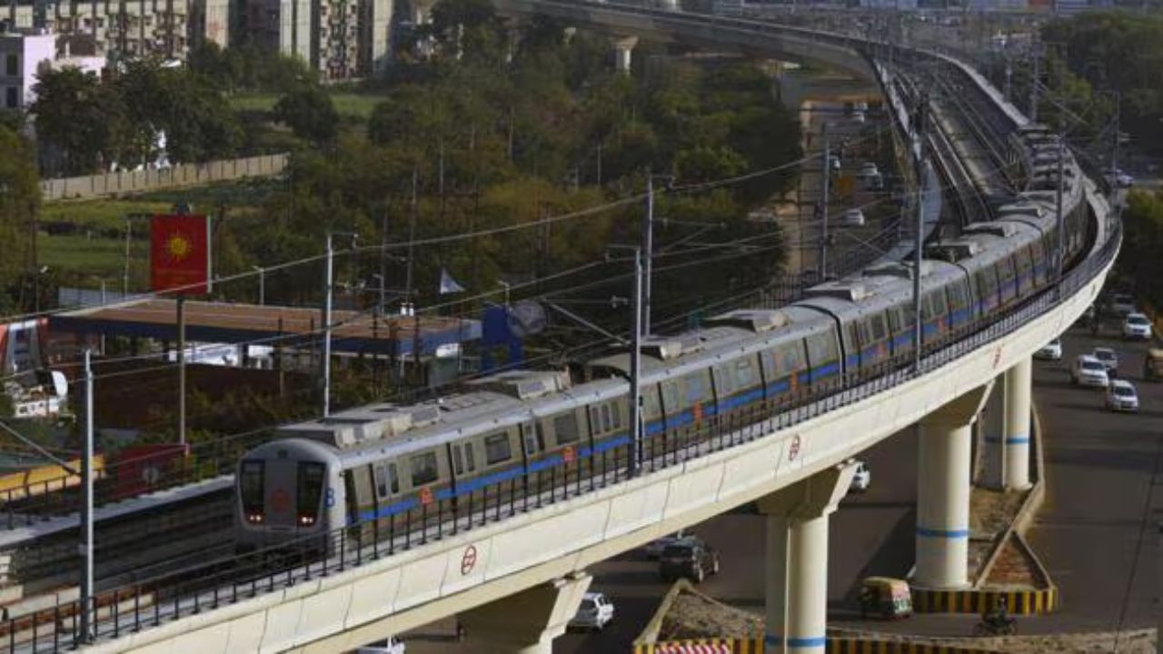 Delhi Metro के जनकपुरी वेस्ट-क्रिष्णा पार्क एक्सटेंशन कॉरिडोर पर मेट्रो सेवा का इंतजार खत्म, जल्द शुरू होगी मेट्रो ऑपरेशन