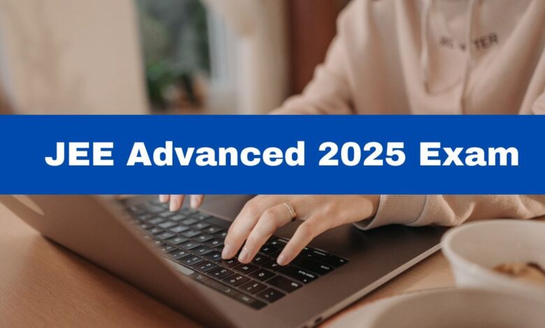 JEE Advanced Exam 2025: IIT कानपुर में आज दो शिफ्ट में होगी परीक्षा! जानिए क्या लेकर जाना है जरूरी?