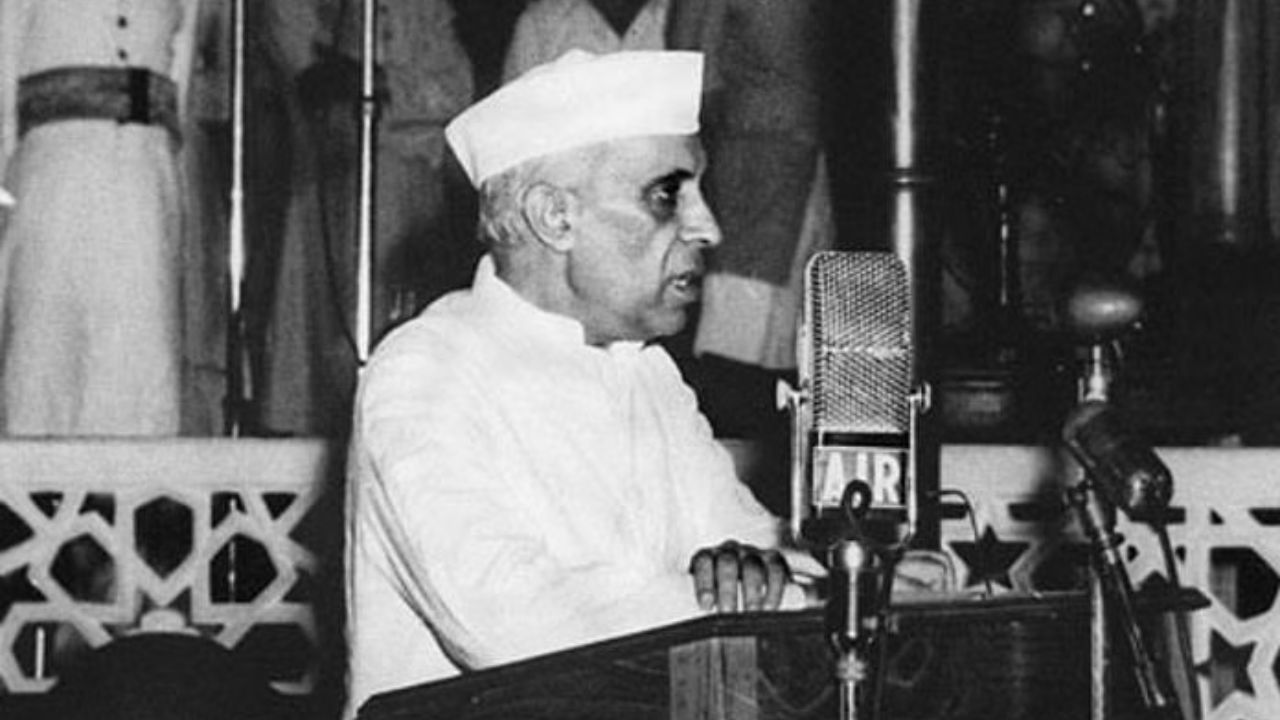Jawaharlal Nehru Death Anniversary: नेहरू के अंतिम घंटे, बाथरूम में हुई मौत का रहस्य! नेहरू के अंतिम समय की अनसुनी कहानी