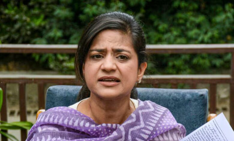 Iltija Mufti: महबूबा मुफ्ती की बेटी का युद्ध के खिलाफ बड़ा बयान! जम्मू कश्मीर के लोग हर बार क्यों भुगतते हैं?