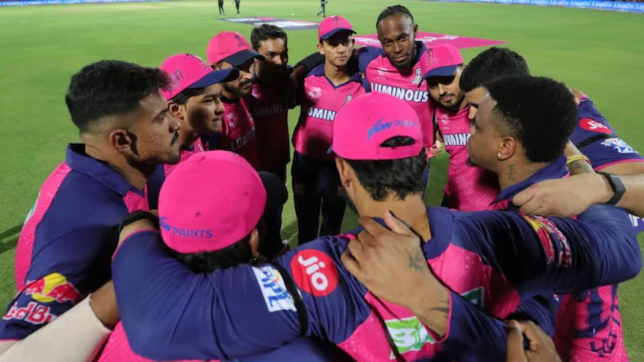 IPL 2025: प्लेऑफ से बाहर हुई टीम! राजस्थान रॉयल्स की हार के बाद कौन होंगे अगले सीजन से बाहर?