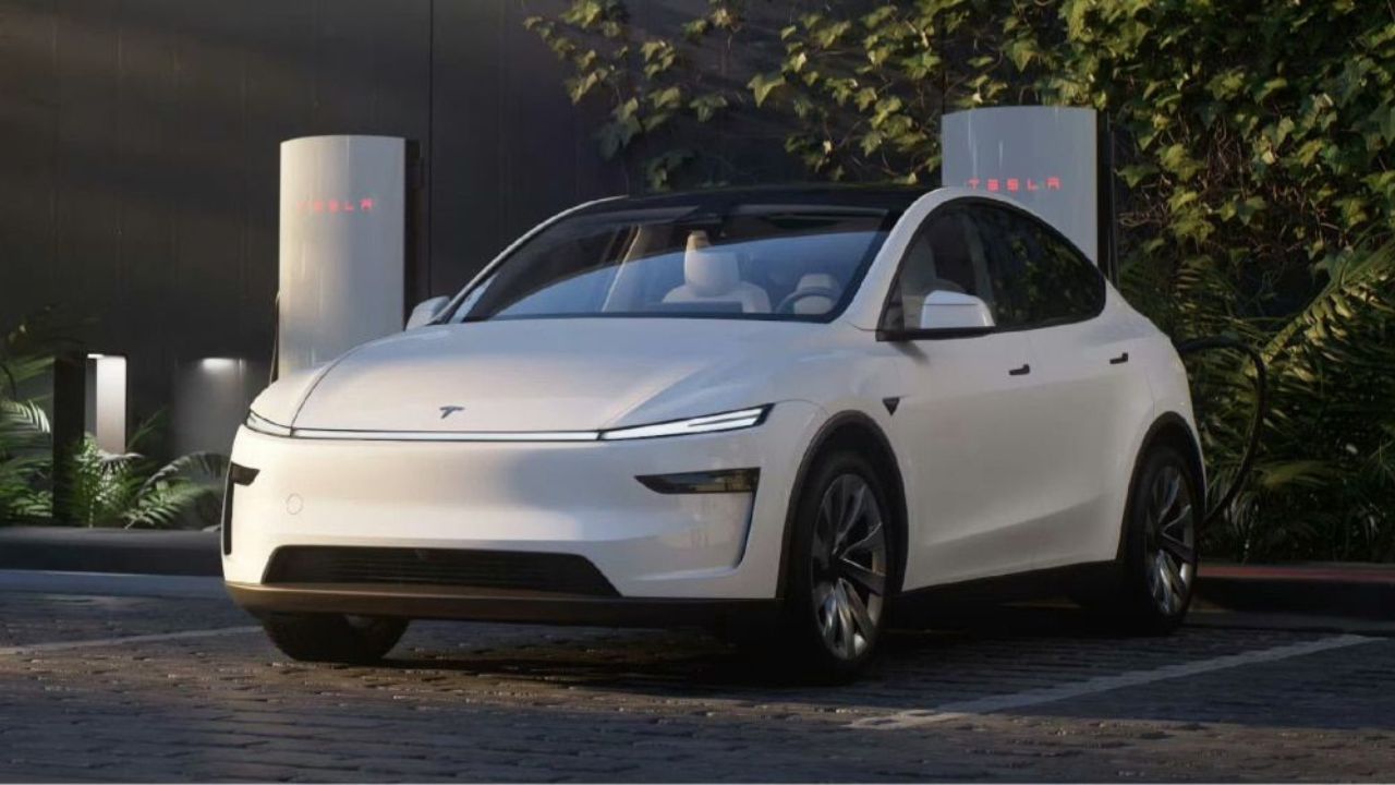 Tesla Sales: टेस्ला की गिरती बिक्री ने खोला यूरोप का राज चीनी कंपनियों ने कैसे छीना मस्क का मार्केट