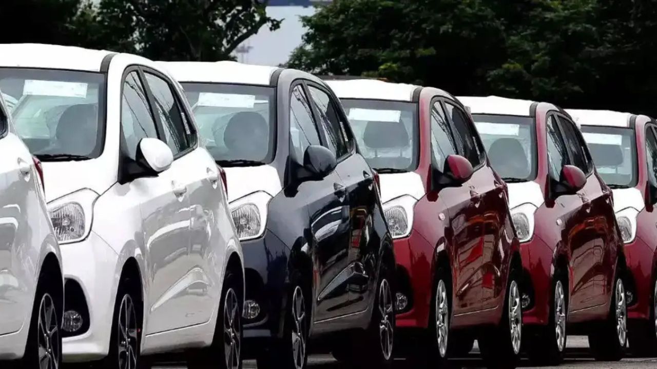 गाड़ियों की हुई धड़ाधड़ बिक्री, SIAM ने जारी किए चौंकाने वाले आंकड़े