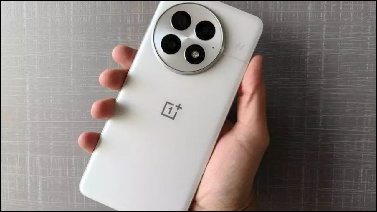 OnePlus 13 की कीमतों में बंपर गिरावट, जानिए कब और कैसे मिलेगा सबसे सस्ता