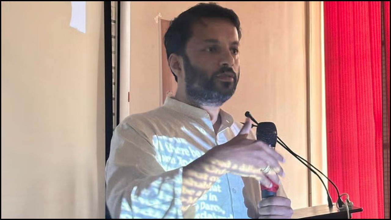 Haryana: ऑपरेशन सिंदूर पर पोस्ट करने वाले प्रोफेसर की गिरफ्तारी पर सुप्रीम कोर्ट में सुनवाई संभव