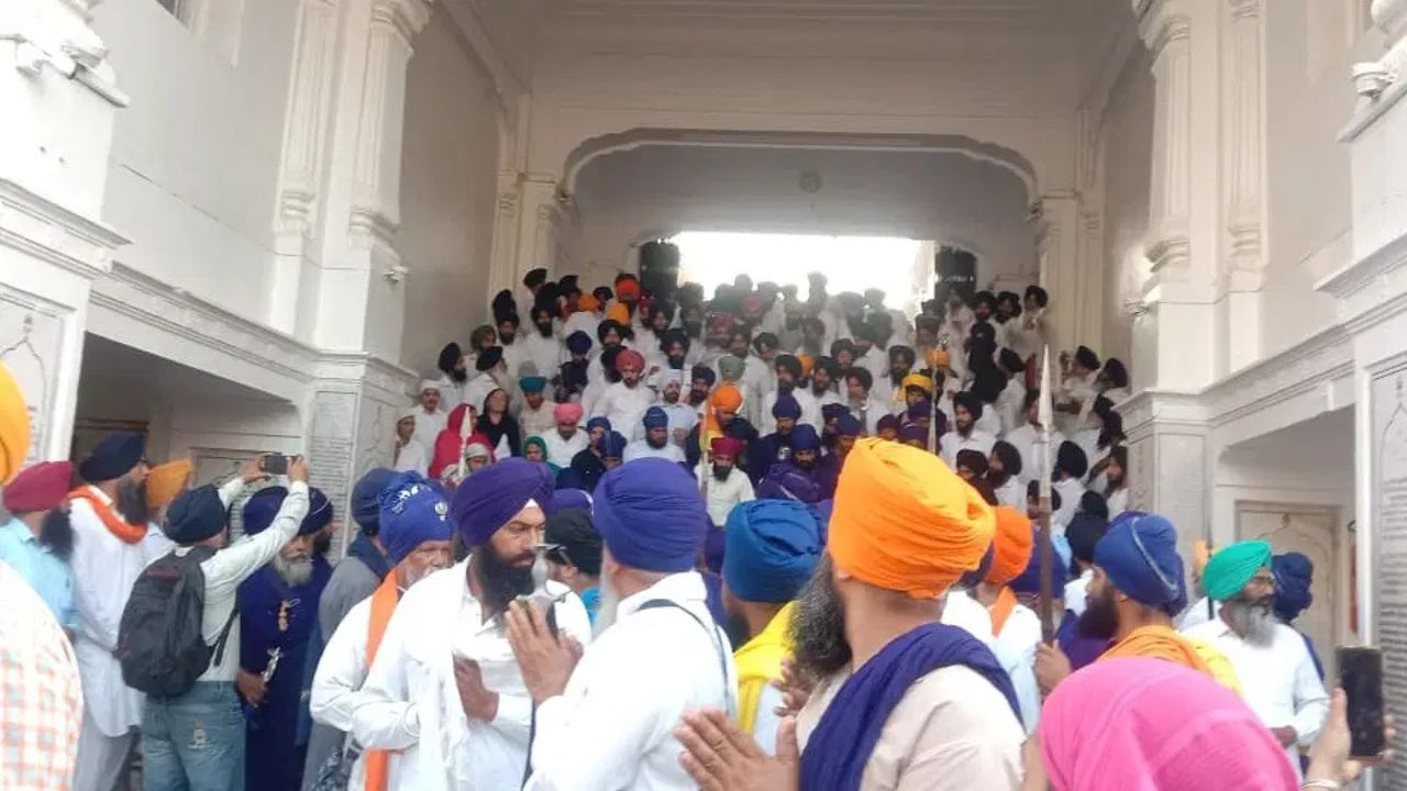 Punjab News: बरसी पर बदला रवैया पहली बार अरदास के बीच आया सिख कौम के नाम संदेश क्या जत्थेदार ने टकराव टाल दिया