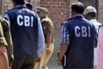 CBI ने IRS ऑफिसर और साथी को रिश्वत लेते रंगे हाथों किया गिरफ्तार! CBI ने छापा मारकर पकड़ा