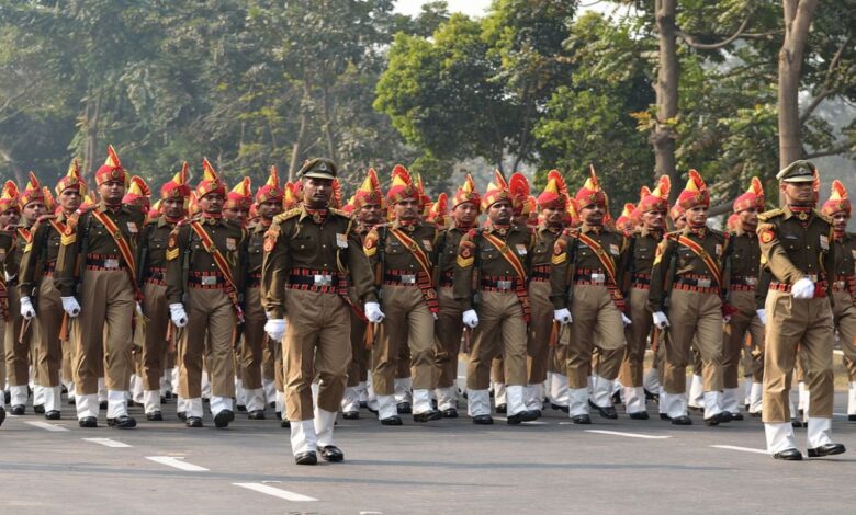 UP Police Constable Bharti: यूपी पुलिस में 23763 पदों की भर्ती जल्द शुरू! आवेदन से पहले जान लें ये खास बातें
