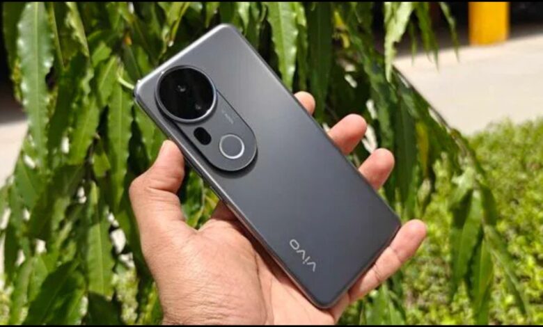 Vivo T4 Ultra का धमाकेदार लॉन्च, 100x ज़ूम के साथ आया कैमरा का तूफान!