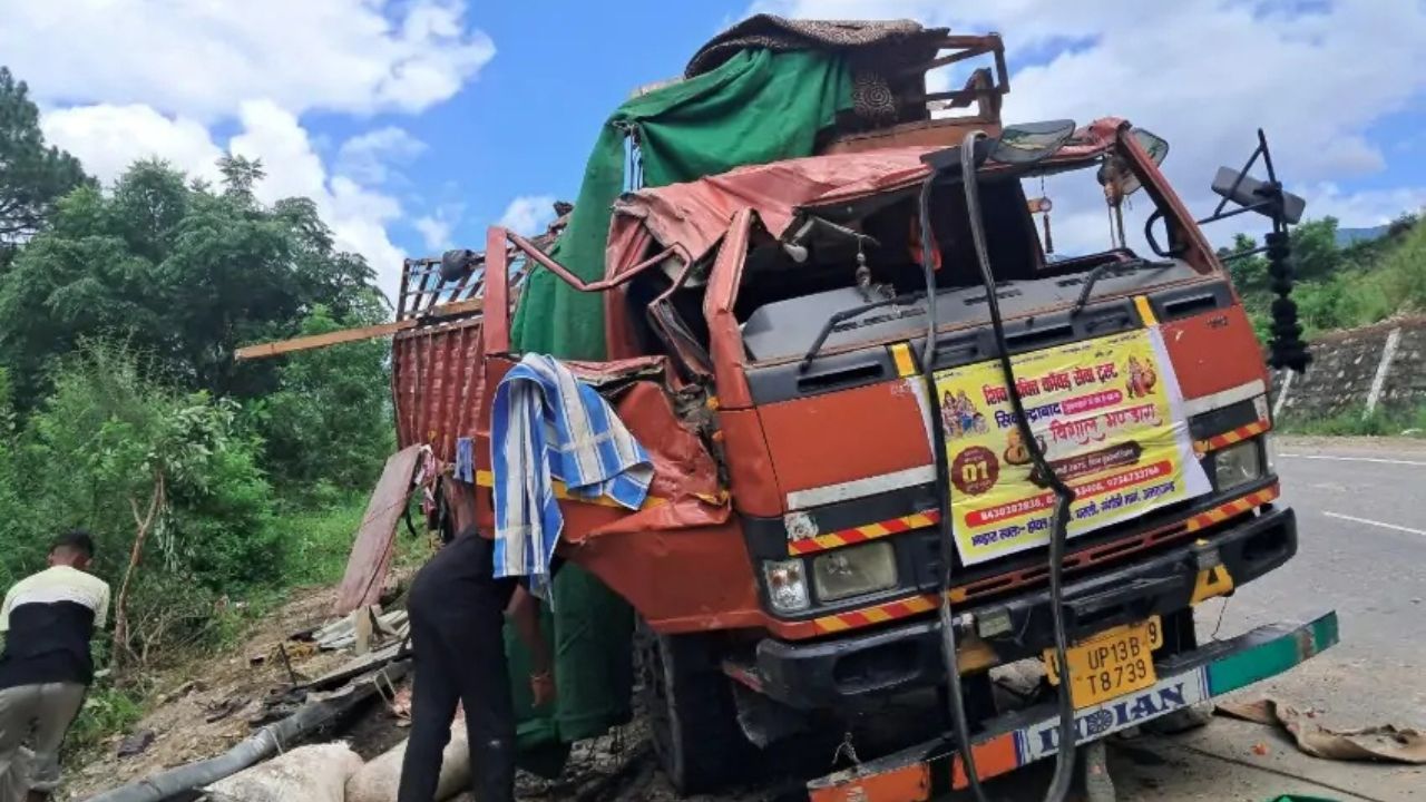 Uttarakhand Accident: ?????? ?????? ??? ???? ?????, ????? ??? ???? ????, 3 ??????????? ?? ???, 18 ?????
