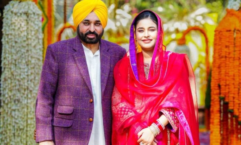 Punjab News: राजनीति के बीच पनपा प्यार! कैसे बनी डॉक्टर गुरप्रीत पंजाब की सीएम की