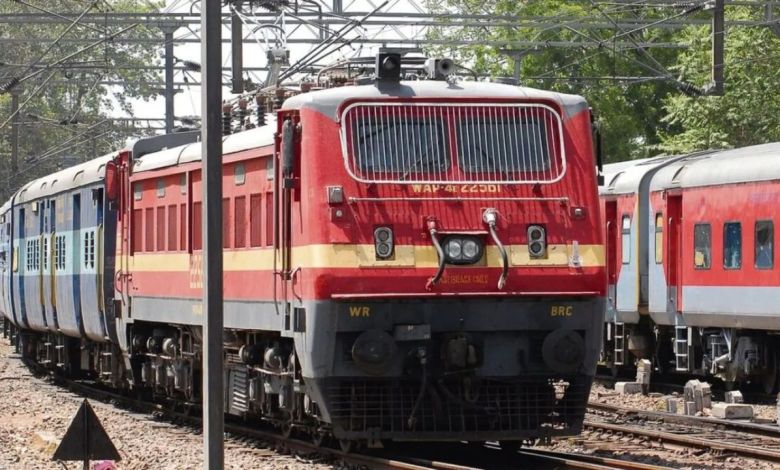 Railway News: रेलवे का बड़ा फैसला! अब जनरल टिकट पर लगेगा ब्रेक, भीड़भाड़ के दिन हुए खत्म!