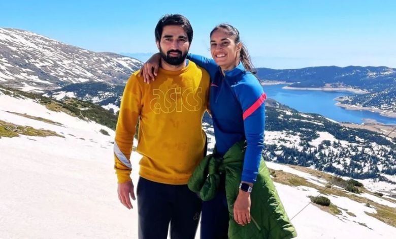 Haryana News: जुलाना की विधायक विनेश फोगाट ने बेटे को दिया जन्म, फोगाट परिवार में खुशियों का माहौल