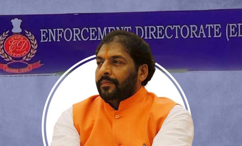 Gopal Kanda के घर ED की रेड में बड़ी मात्रा में कैश और विदेशी डॉलर मिले