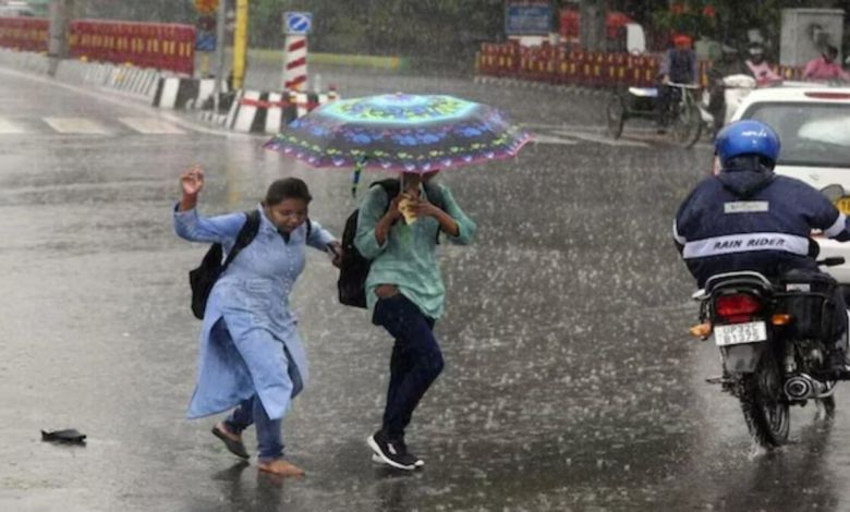 Haryana Weather: हरियाणा में बदलेगा मौसम, बिखराव वाली बारिश संभव, तापमान में गिरावट की संभावना