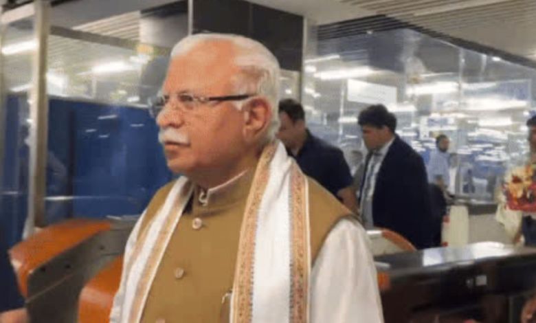 Manohar Lal की अनोखी योजना, अब लिफ्ट से निकलते ही सीधे मेट्रो स्टेशन पर एंट्री, बिना ऑटो-रिक्शा झंझट!
