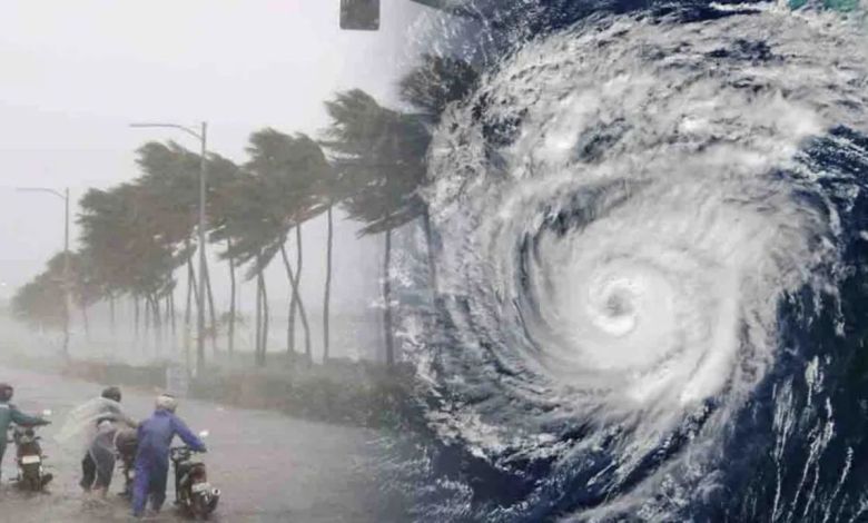 Weather Update: देशभर में बारिश का अलर्ट जारी, चक्रवाती तूफान के कारण पश्चिम बंगाल, ओडिशा और तमिलनाडु में भारी बारिश की संभावना