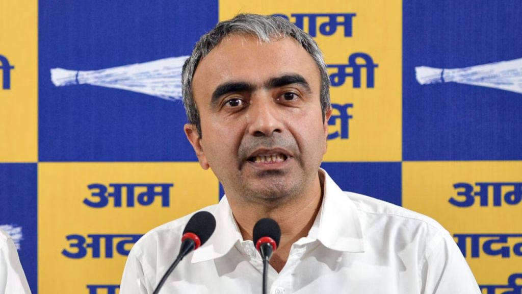 Anurag Dhanda: पूरन कुमार का मामला सिर्फ एक अफसर की मौत नहीं, दलित समाज के सम्मान की लड़ाई है