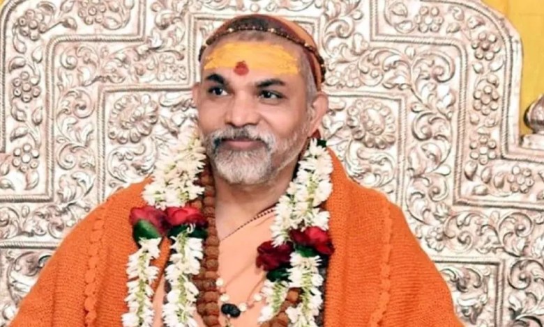 यूपी में जातिगत राजनीति तेज, ब्राह्मण विधायकों की बैठक पर शंकराचार्य का बड़ा दावा