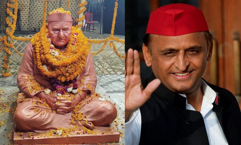 Mulayam Singh Yadav की मूर्ति पर रोक से राजनीतिक और धार्मिक बहस Prayagraj में तेज़