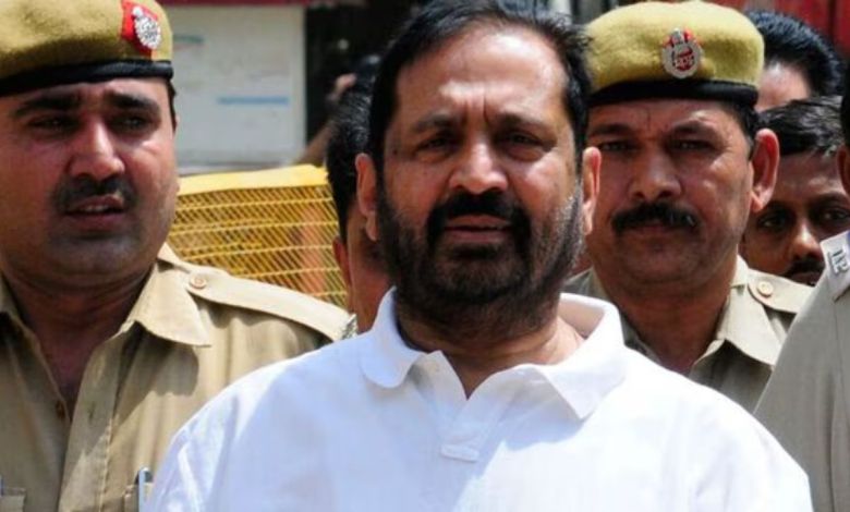 पूर्व केंद्रीय मंत्री Suresh Kalmadi का लंबे इलाज के बाद पुणे में निधन