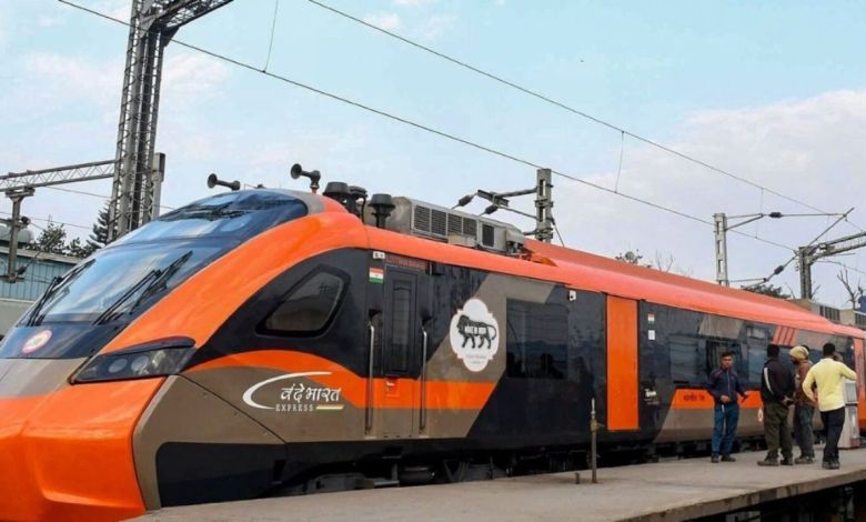 वंदे भारत स्लीपर ट्रेन से सिर्फ 14 घंटे में पहुंचेगा कोलकाता से गुवाहाटी