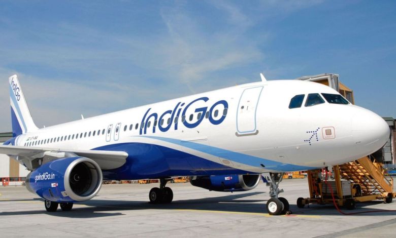 दिल्ली-बागडोगरा फ्लाइट में बम की धमकी, इमरजेंसी लैंडिंग से मचा हड़कंप