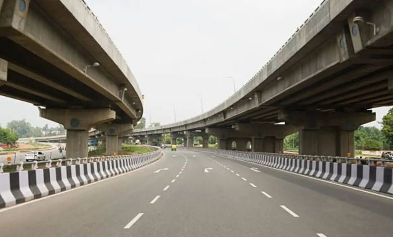 Delhi News: 15 साल पुरानी परियोजना में अब भी देरी, दिल्ली फ्लाईओवर निर्माण में भ्रष्टाचार का शक