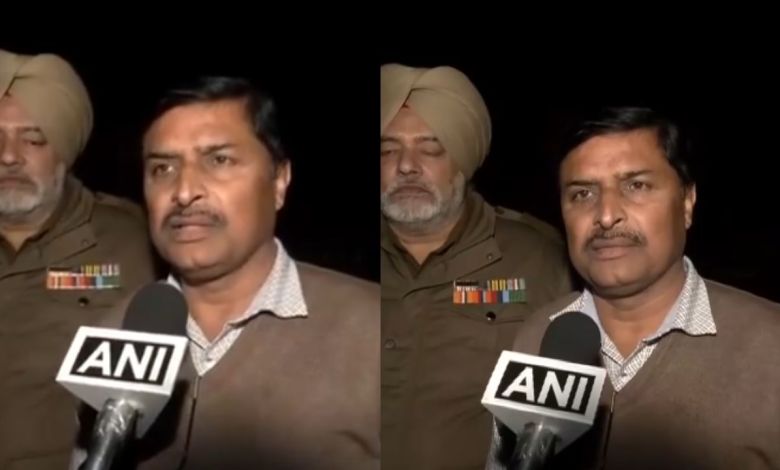 Punjab News: अटारी सीमा पर बड़ी खबर, पाकिस्तान ने सौंपे सात भारतीय कैदी, BSF ने लिया कब्जा