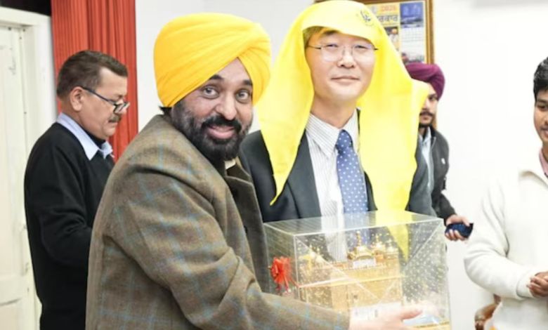 CM Bhagwant Singh Mann ने दक्षिण कोरियाई प्रतिनिधिमंडल से कृषि निवेश पर चर्चा की