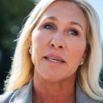 भारत आने से पहले ही विवादों में घिरी अमेरिकी फार-राइट एक्टिविस्ट लौरा लूमर