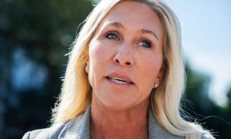 भारत आने से पहले ही विवादों में घिरी अमेरिकी फार-राइट एक्टिविस्ट लौरा लूमर