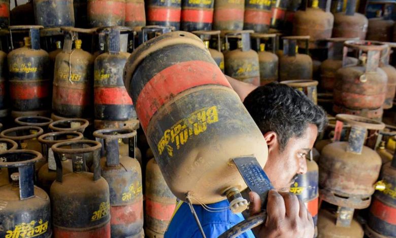 मध्य पूर्व युद्ध का असर भारत में दिखा, कमर्शियल गैस संकट से होटल उद्योग पर बड़ा खतरा