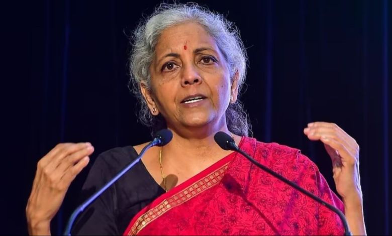 निर्मला सीतारमण ने किया साफ देश में लॉकडाउन नहीं लगेगा अफवाहों पर विराम