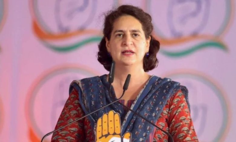प्रियंका गांधी ने सरकार पर लगाया साजिश का आरोप देश की राजनीति गरमाई