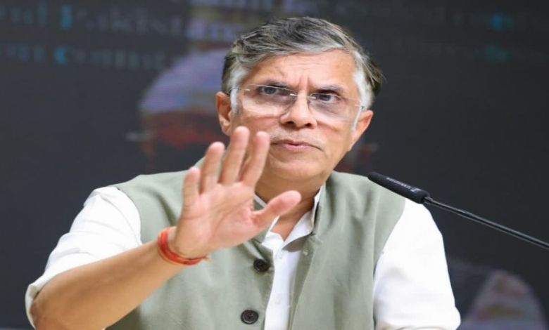 विदेशी संपत्ति विवाद में फंसे पवन खेड़ा कोर्ट से झटका गिरफ्तारी की आशंका