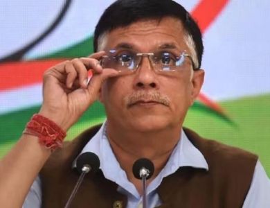 सुप्रीम कोर्ट में पवन खेड़ा केस पर सिंघवी और एसजी की जोरदार बहस