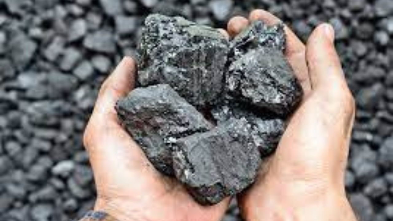 Meghalaya News: मेघालय मंत्री का दावा, भारी बारिश में बह गया 4 करोड़ किलो कोयला, मामला बना चर्चा का विषय