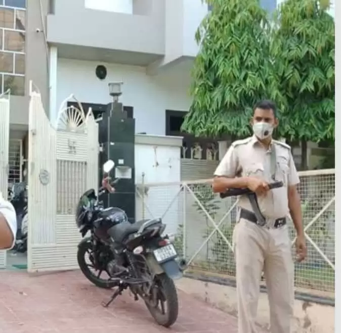 डॉक्टर को फोन पर धमकी देकर मांगी 4 लाख की रंगदारी