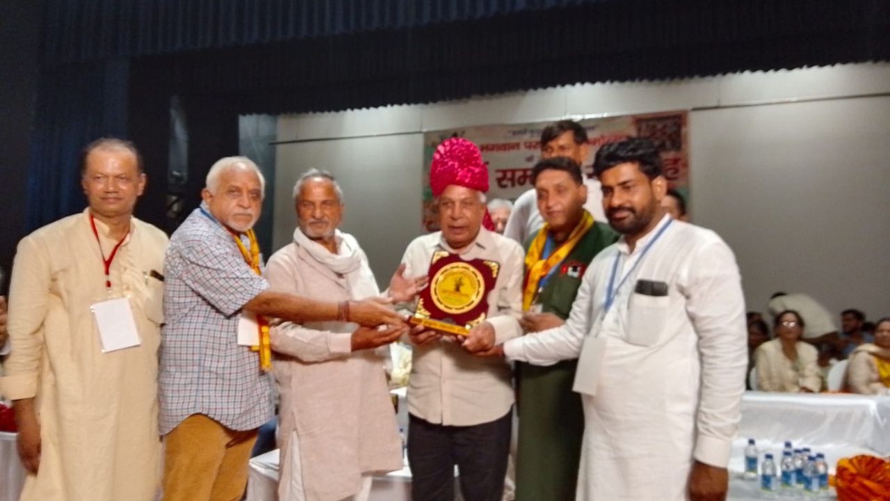Panipat News: पानीपत में हुआ ब्राह्मण महासंघ का भव्य आयोजन, संतों की छाया में पूर्व जज और नेता भी हुए शामिल