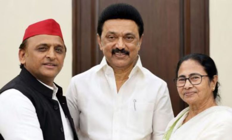 अखिलेश यादव का ममता और स्टालिन संग पोस्ट बना सियासी तूफान का बड़ा संकेत